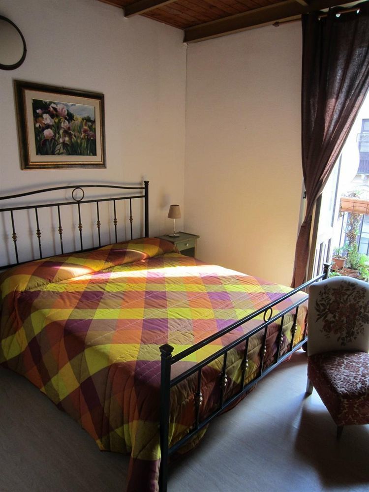 카타니아 I Vespri B&B 외부 사진